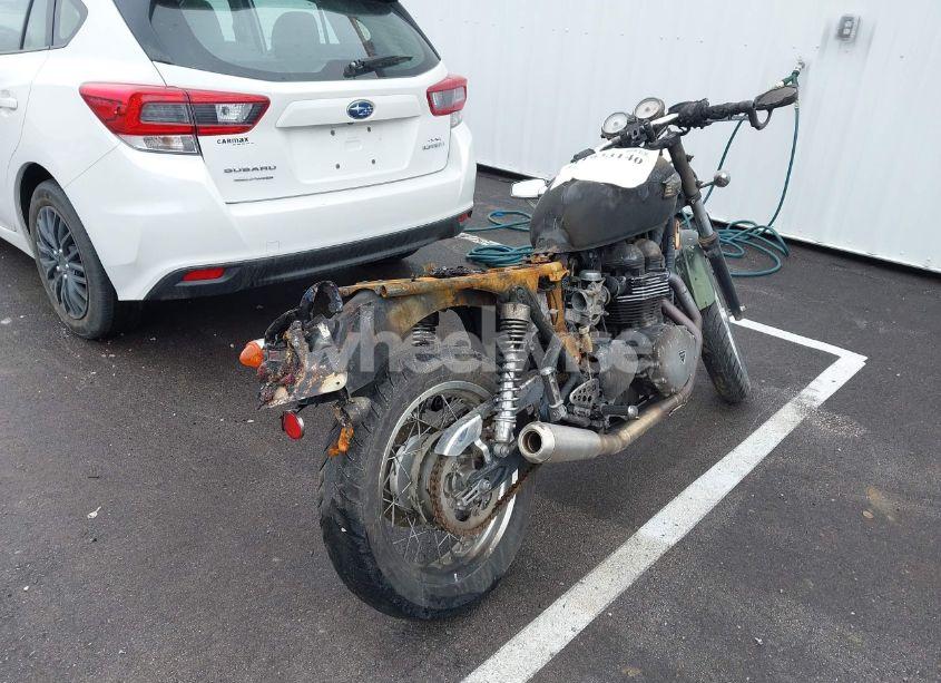 Photo 4 of 2015 Triumph Motorcycle THRUXTON (VIN SMT920K17FT658401)