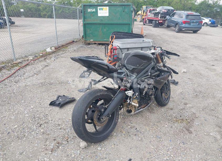 Photo 4 of 2014 Triumph Motorcycle DAYTONA 675 (VIN SMTA01YK4EJ621728)