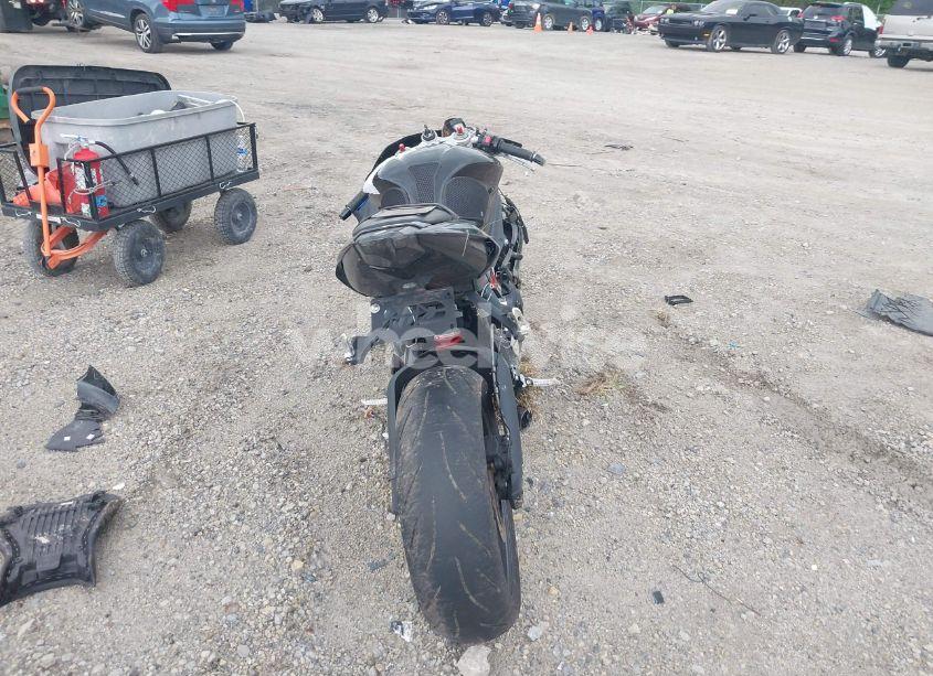 Photo 6 of 2014 Triumph Motorcycle DAYTONA 675 (VIN SMTA01YK4EJ621728)