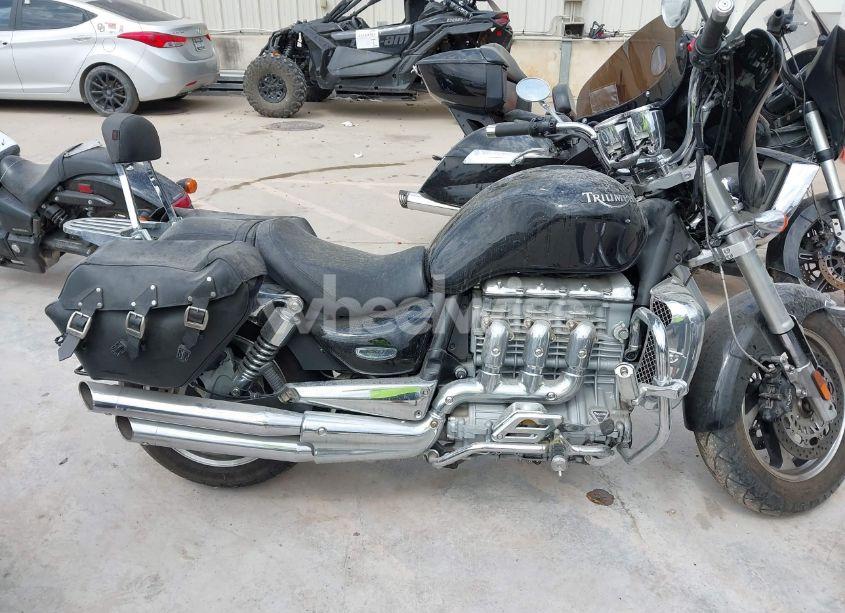 Photo 12 of 2005 Triumph Motorcycle ROCKET III (VIN SMTC00L465J211119)
