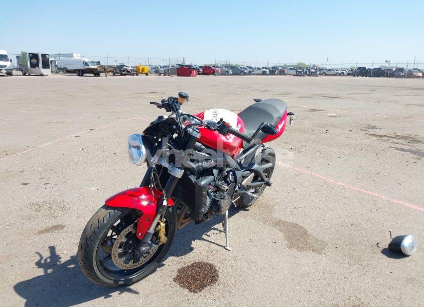 Photo 2 of 2012 Triumph Motorcycle STREET TRIPLE R (VIN SMTD02NE7CT520976)