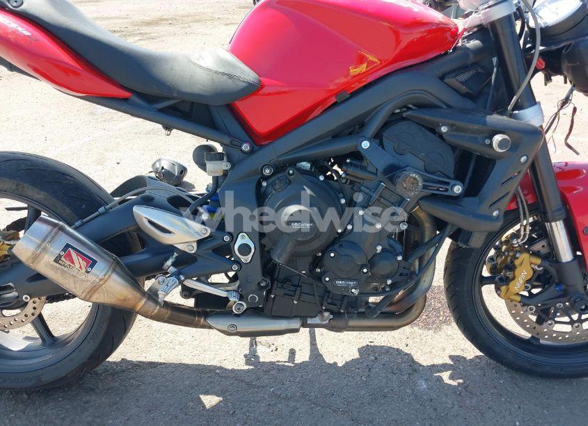 Photo 8 of 2012 Triumph Motorcycle STREET TRIPLE R (VIN SMTD02NE7CT520976)