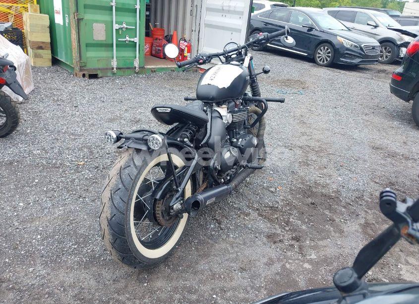 Photo 4 of 2018 Triumph Motorcycle BONNEVILLE BOBBER BLACK (VIN SMTD53HL7JT888010)