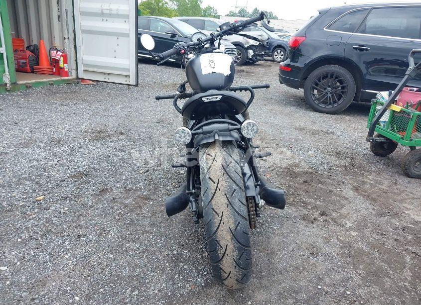 Photo 6 of 2018 Triumph Motorcycle BONNEVILLE BOBBER BLACK (VIN SMTD53HL7JT888010)