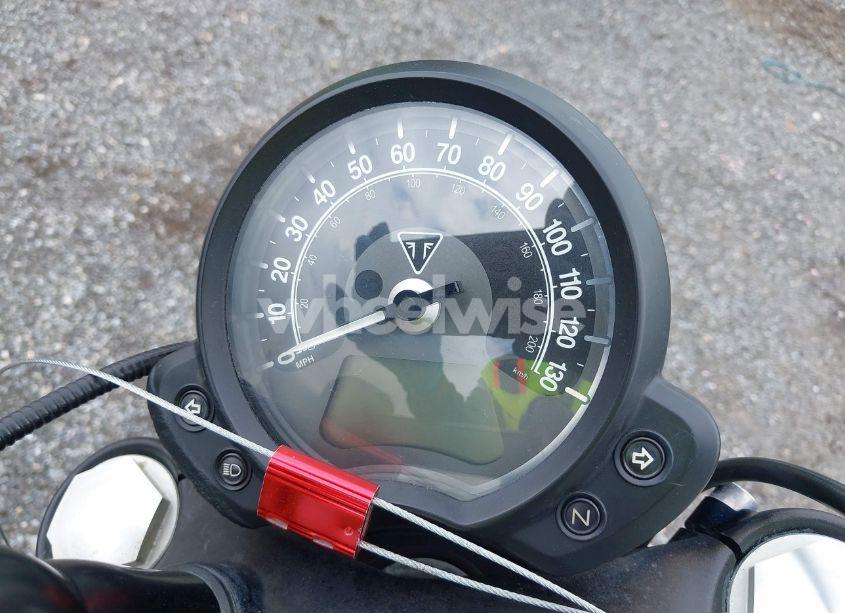 Photo 7 of 2018 Triumph Motorcycle BONNEVILLE BOBBER BLACK (VIN SMTD53HL7JT888010)