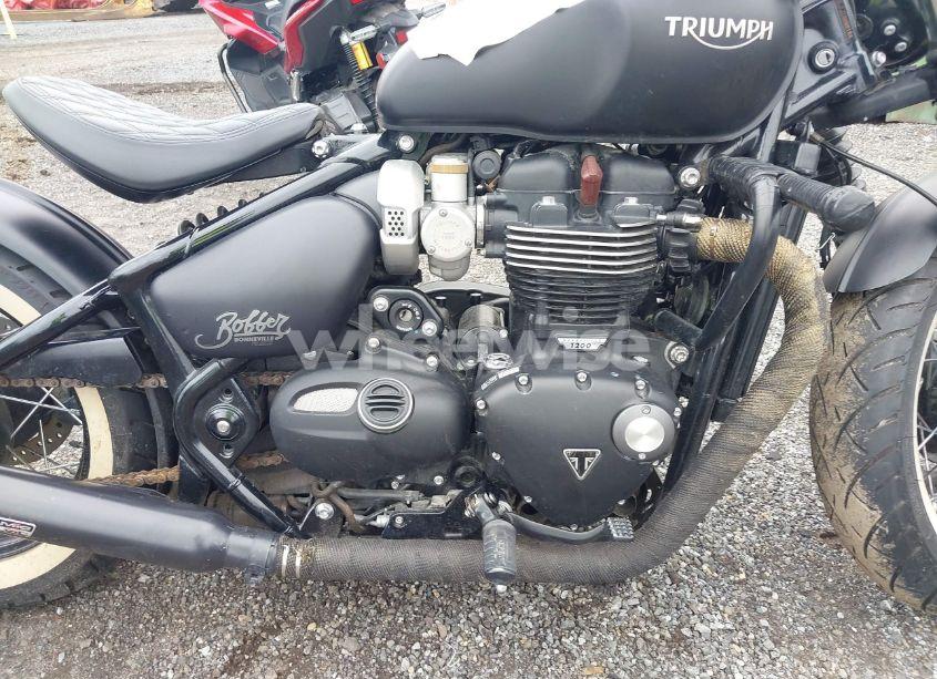 Photo 8 of 2018 Triumph Motorcycle BONNEVILLE BOBBER BLACK (VIN SMTD53HL7JT888010)