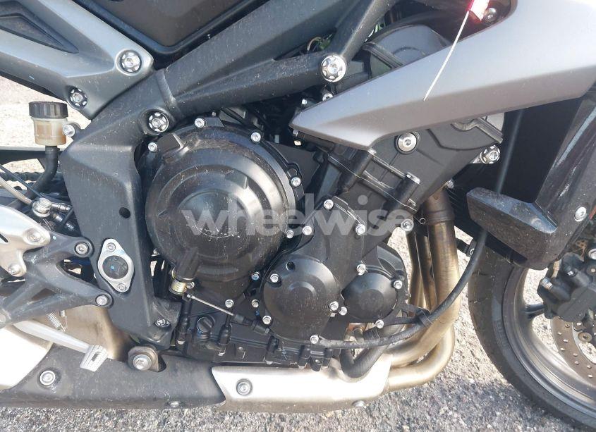 Photo 8 of 2015 Triumph Motorcycle STREET TRIPLE (VIN SMTL02NE7FT673034)
