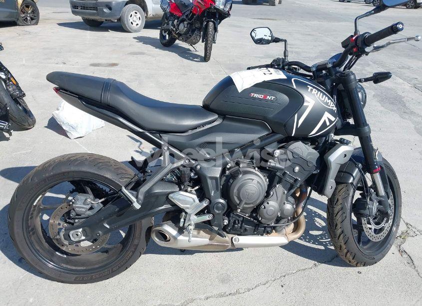 Photo 12 of 2022 Triumph Motorcycle TRIDENT 660 (VIN SMTL10UL4NTAU8299)