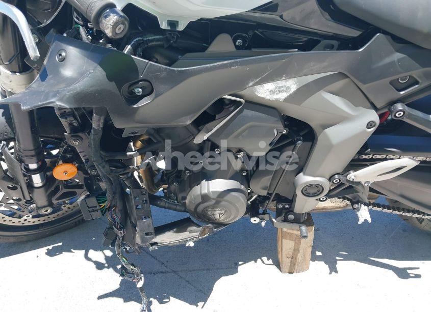Photo 9 of 2025 Triumph Motorcycle DAYTONA 660 (VIN SMTL23UF1STBY5382)