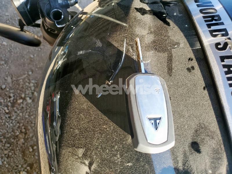 Photo 6 of 2025 TRIUMPH MOTORCYCLE ROCKET 3 S (VIN SMTY1BJTXSTBU2415)