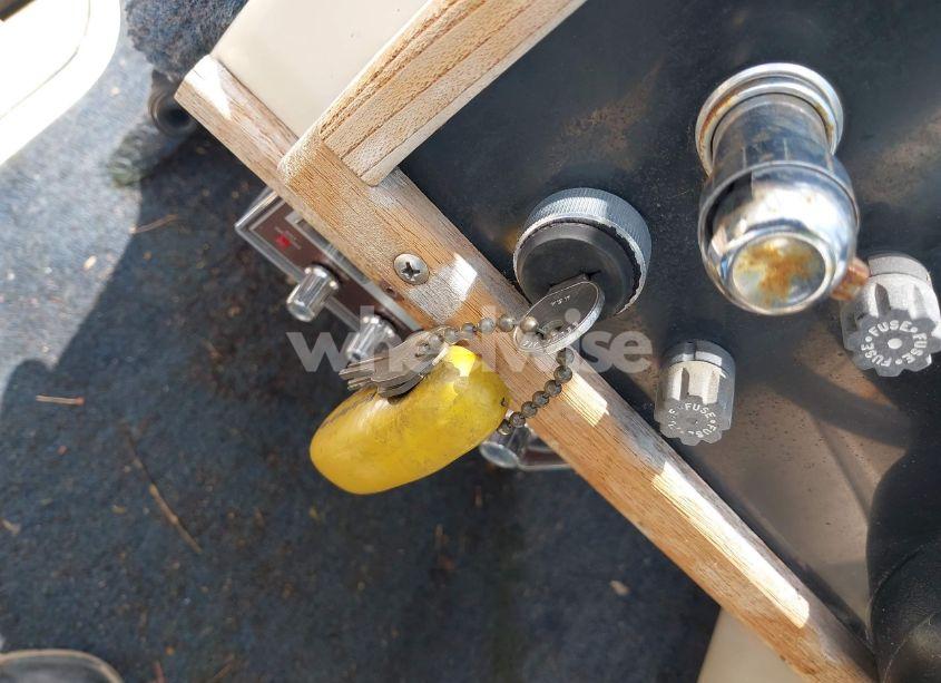 Photo 11 of 1986 Sylvan 17 FOOT (VIN SYL18466A686)