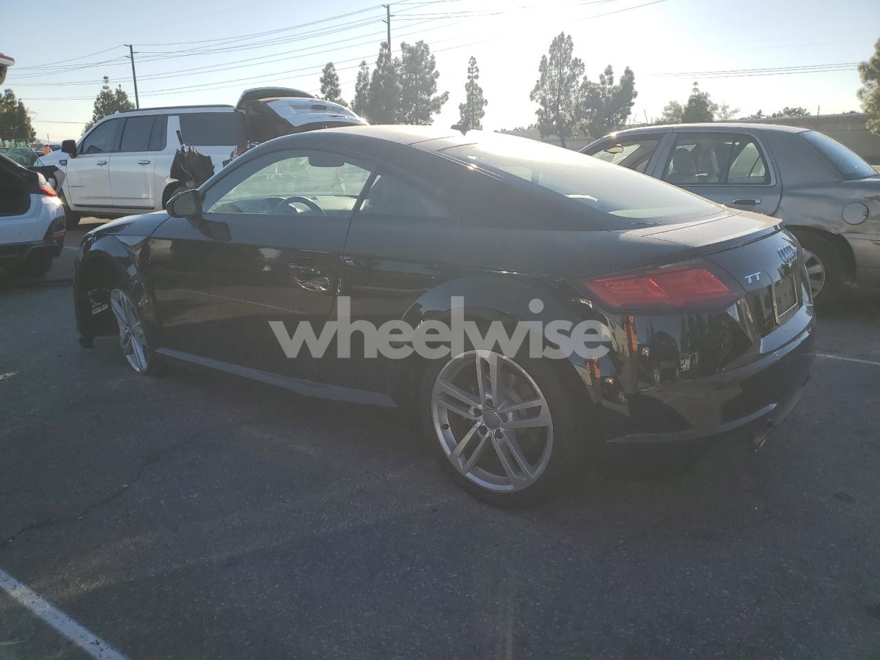 Photo 2 of 2019 AUDI TT (VIN TRUAEAFV9K1005019)