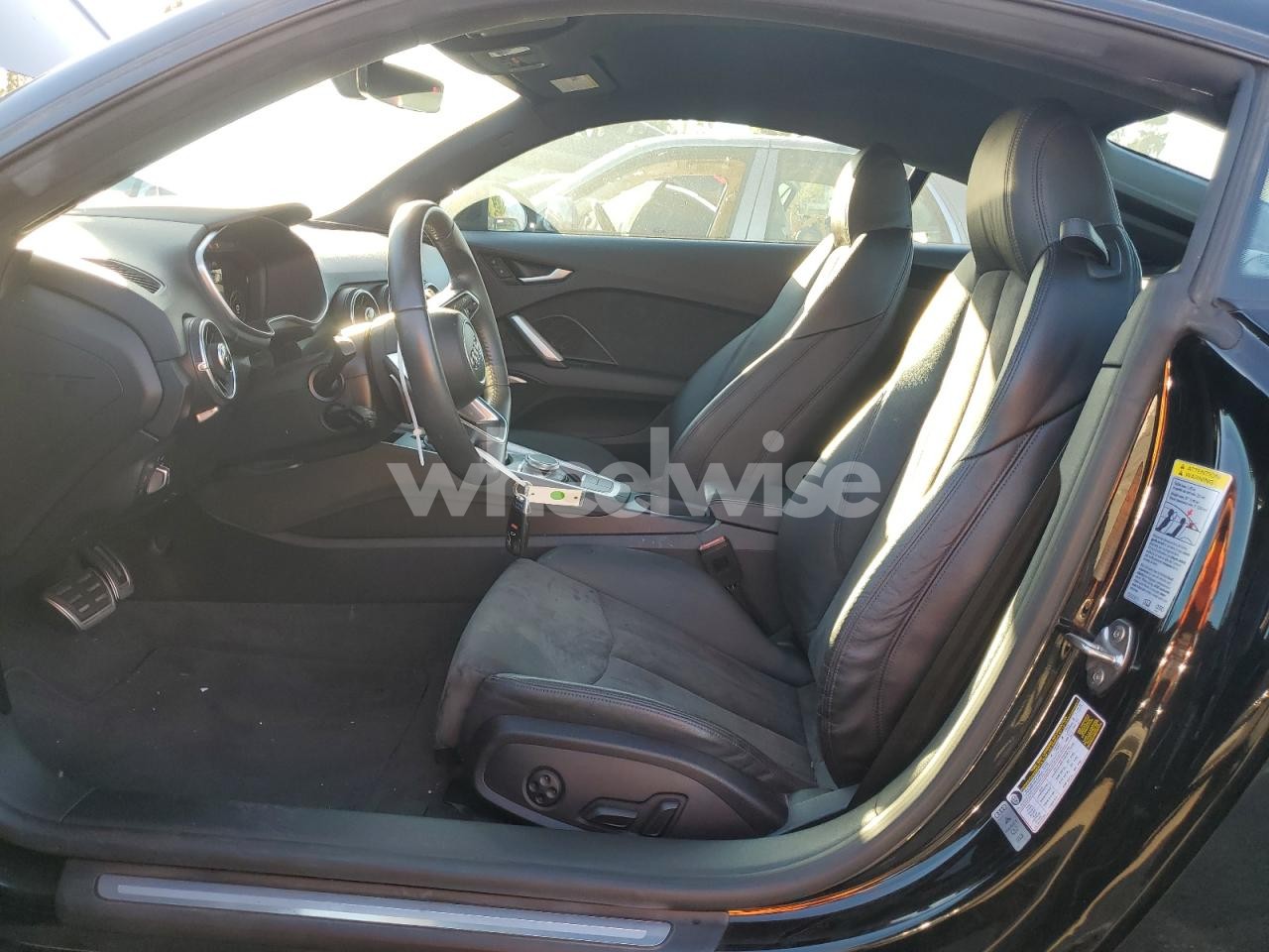 Photo 7 of 2019 AUDI TT (VIN TRUAEAFV9K1005019)