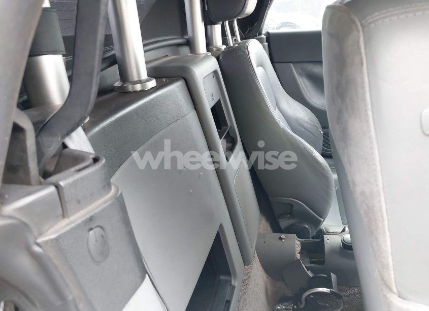 Photo 8 of 2001 Audi Tt (VIN TRUTX28N211021728)