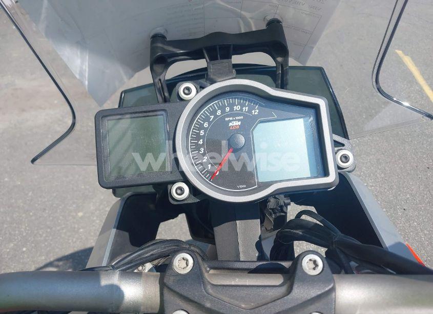 Photo 7 of 2017 Ktm 1290 SUPER DUKE GT (VIN VBKV69409HM953991)