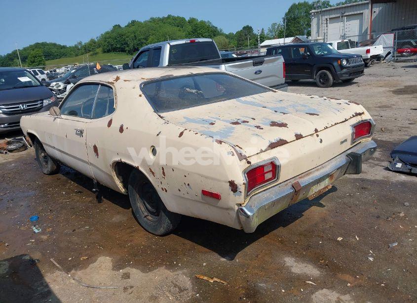 Photo 3 of 1973 Plymouth Valiant (VIN VL29C3B330288)