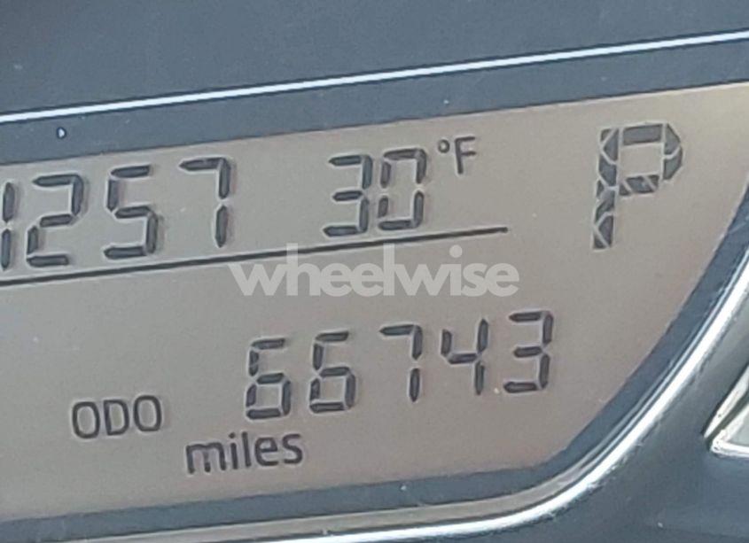 Photo 16 of 2018 Toyota Yaris LE (VIN VNKJTUD39JA095958)