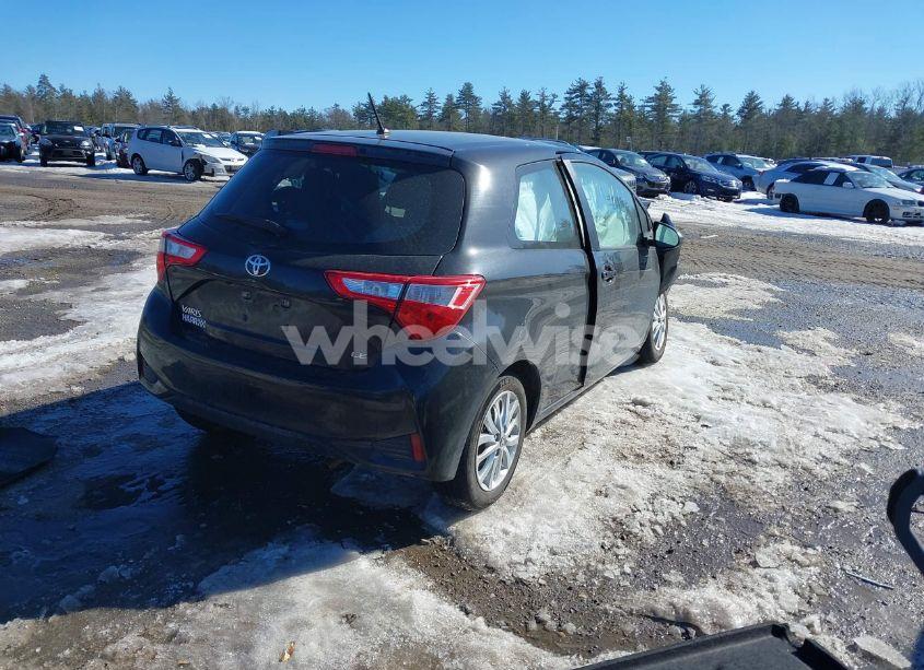 Photo 4 of 2018 Toyota Yaris LE (VIN VNKJTUD39JA095958)