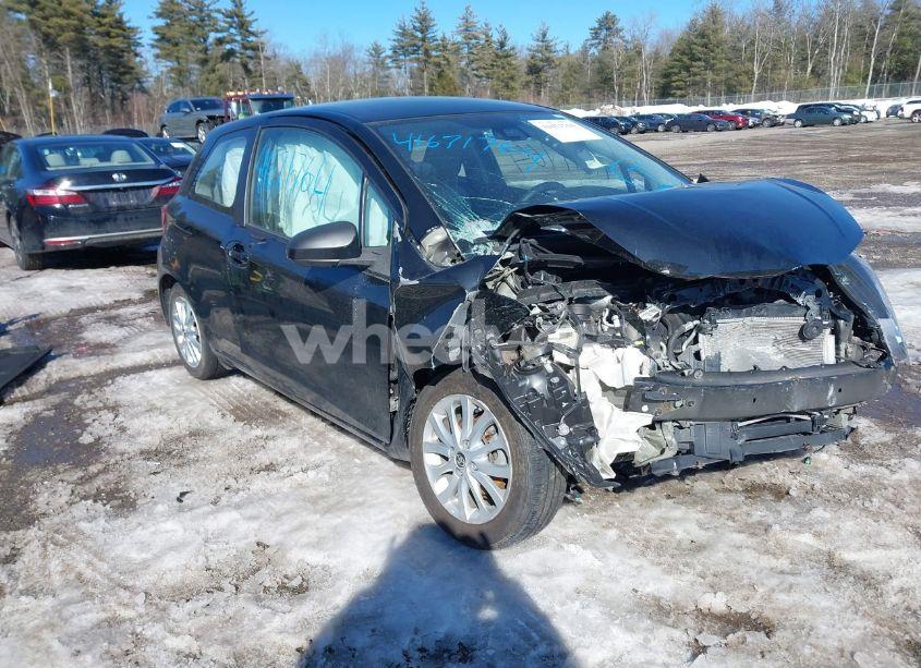 Photo 6 of 2018 Toyota Yaris LE (VIN VNKJTUD39JA095958)