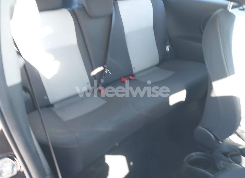 Photo 8 of 2018 Toyota Yaris LE (VIN VNKJTUD39JA095958)