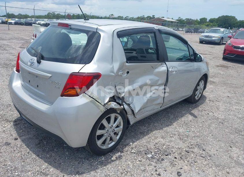 Photo 4 of 2015 Toyota Yaris LE (VIN VNKKTUD30FA019329)