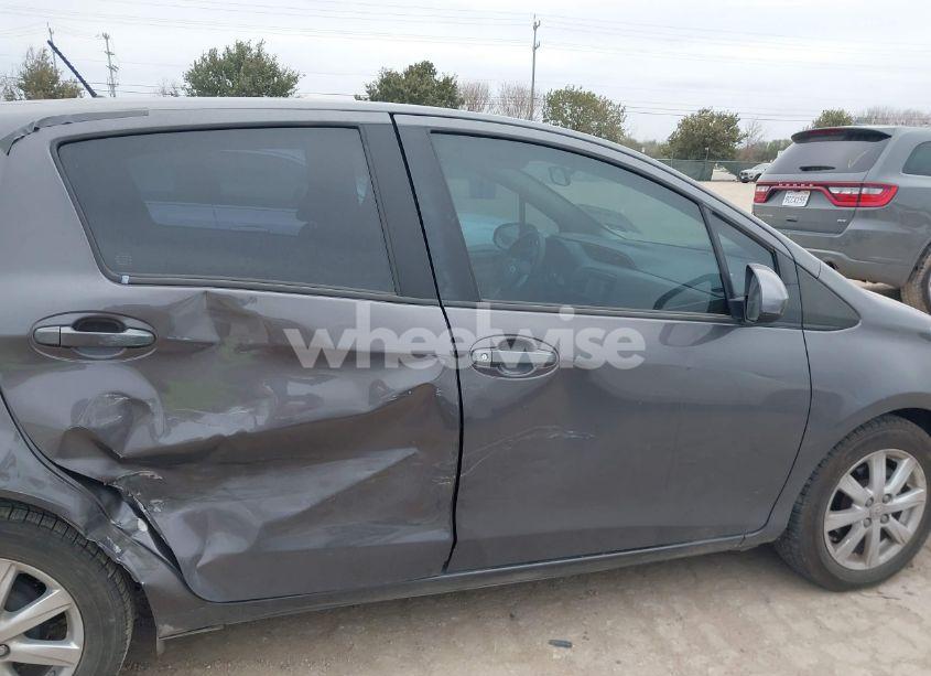 Photo 13 of 2015 Toyota Yaris LE (VIN VNKKTUD39FA030409)