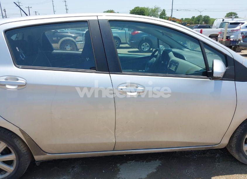 Photo 13 of 2015 Toyota Yaris LE (VIN VNKKTUD39FA035139)