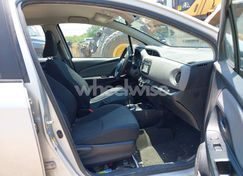 Photo 5 of 2015 Toyota Yaris LE (VIN VNKKTUD39FA035139)