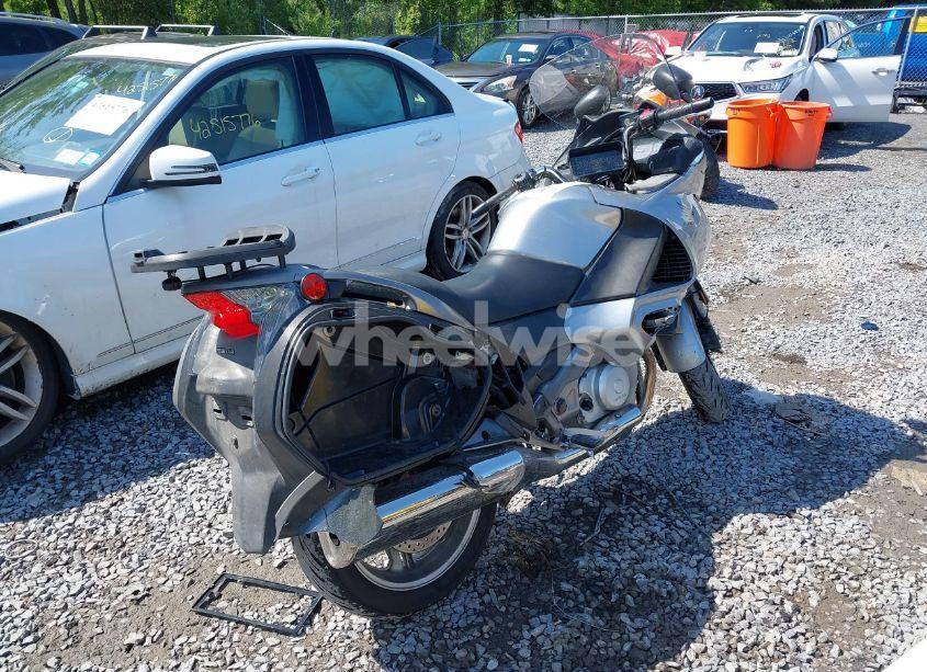 Photo 4 of 2010 Honda Nt700 V (VIN VTMRC5220AE000779)