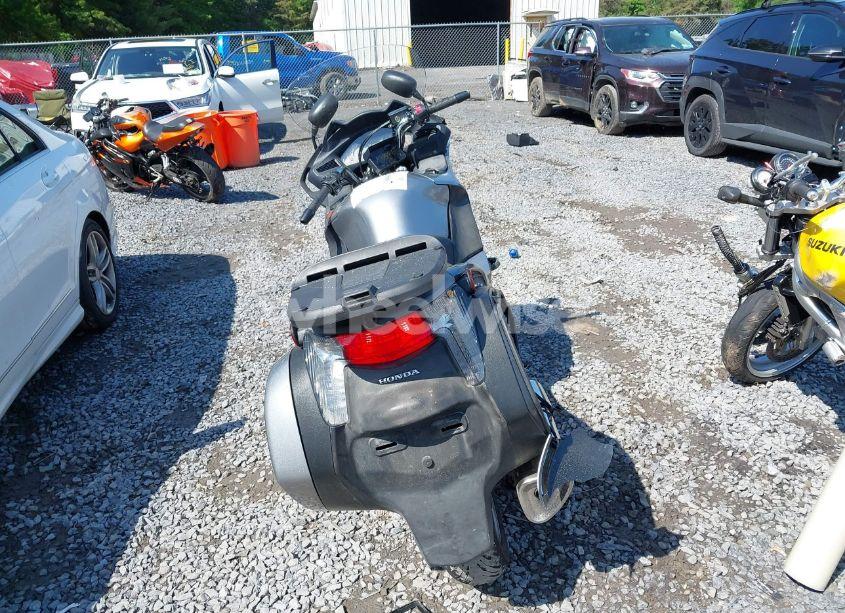 Photo 6 of 2010 Honda Nt700 V (VIN VTMRC5220AE000779)