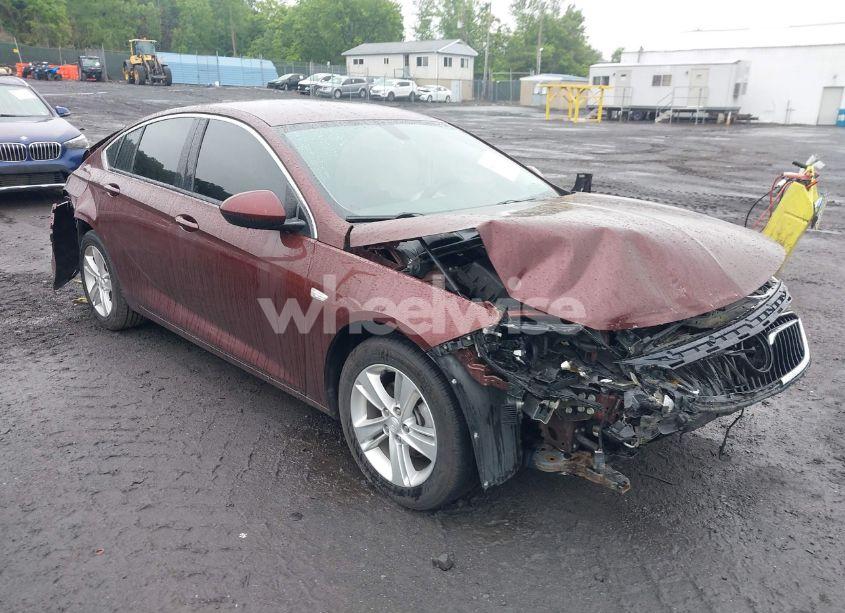 2018 Buick Regal SPORTBACK PREFERRED (VIN W04GL6SX8J1150267) main photo