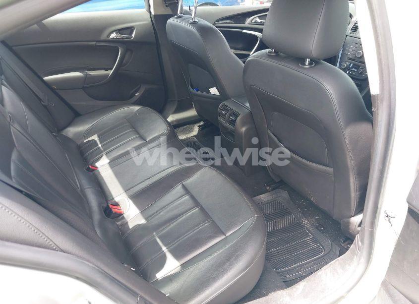 Photo 8 of 2011 Buick Regal CXL RUSSELSHEIM (VIN W04GP5EC3B1068357)