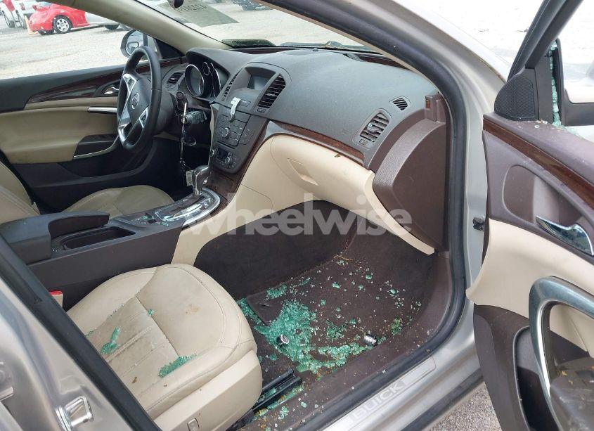 Photo 5 of 2011 Buick Regal CXL RUSSELSHEIM (VIN W04GP5EC3B1138374)