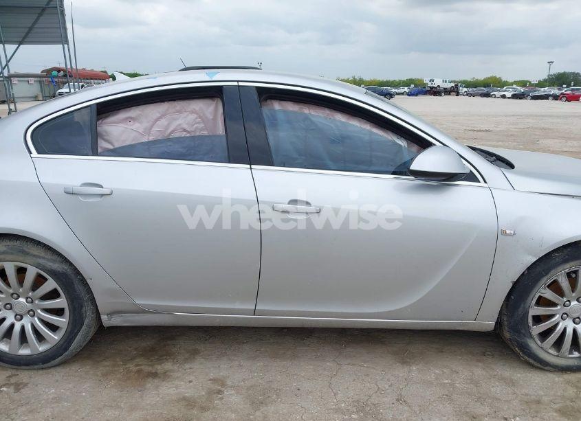 Photo 13 of 2011 Buick Regal CXL RUSSELSHEIM (VIN W04GR5EC3B1009934)