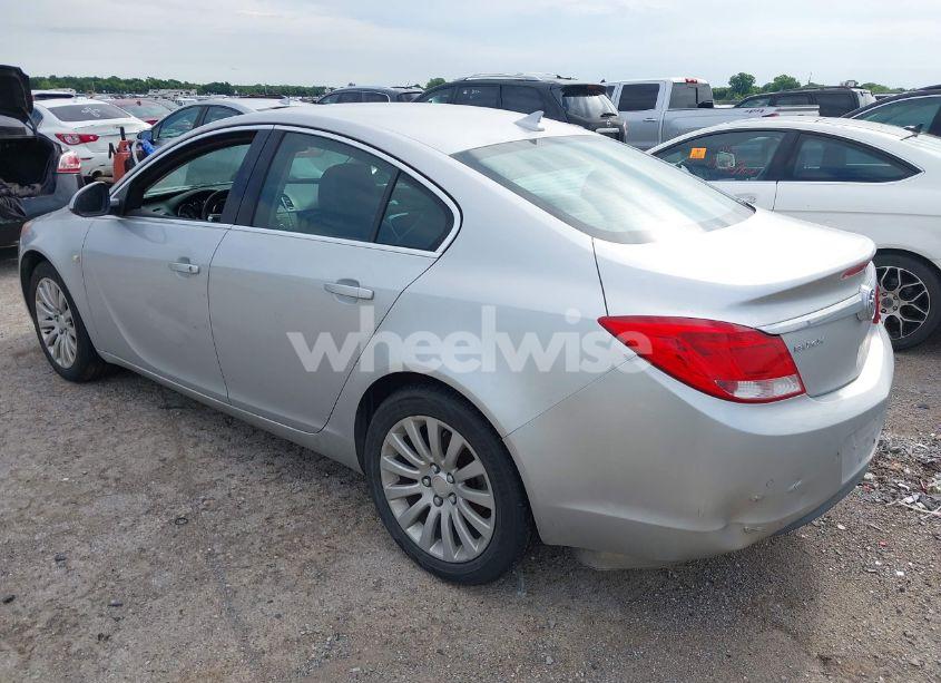 Photo 3 of 2011 Buick Regal CXL RUSSELSHEIM (VIN W04GR5EC8B1005717)