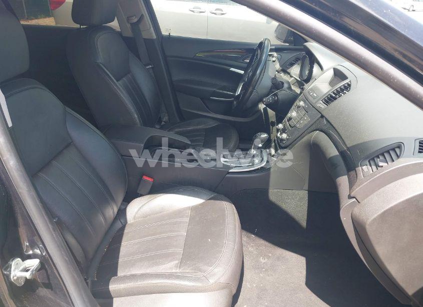 Photo 5 of 2011 Buick Regal CXL RUSSELSHEIM (VIN W04GS5EC5B1107772)