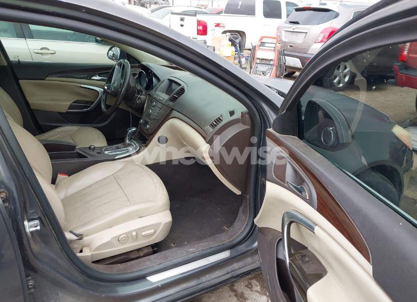 Photo 5 of 2011 Buick Regal CXL RUSSELSHEIM (VIN W04GU5GC4B1021490)