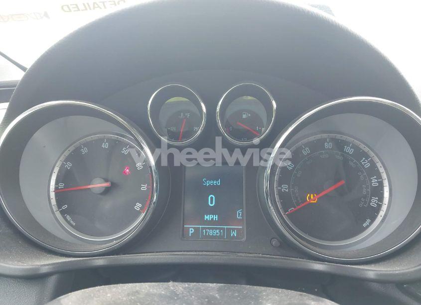 Photo 7 of 2011 Buick Regal CXL RUSSELSHEIM (VIN W04GU5GC6B1007638)