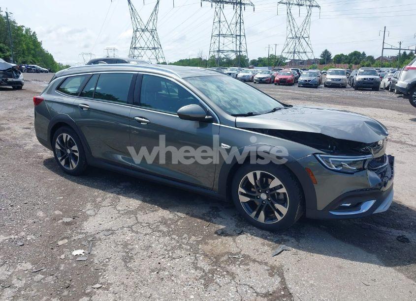 2019 Buick Regal TOURX AWD ESSENCE (VIN W04GV8SX5K1019420) main photo