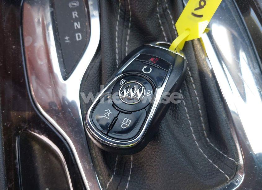 Photo 11 of 2019 Buick Regal TOURX AWD ESSENCE (VIN W04GV8SX5K1019420)