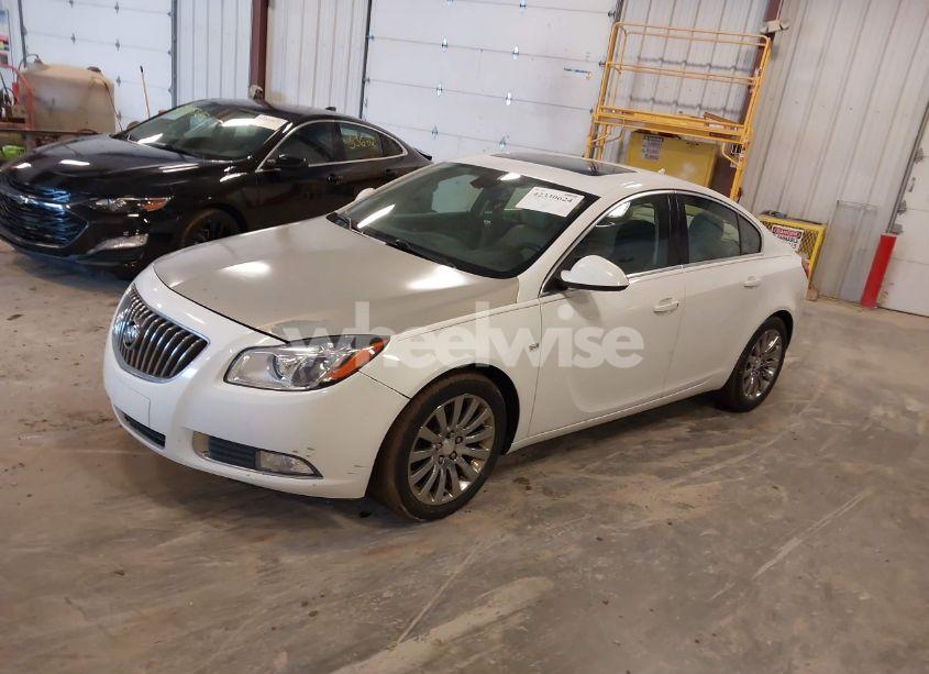 Photo 2 of 2011 Buick Regal CXL TURBO RUSSELSHEIM (VIN W04GY5GV7B1073735)