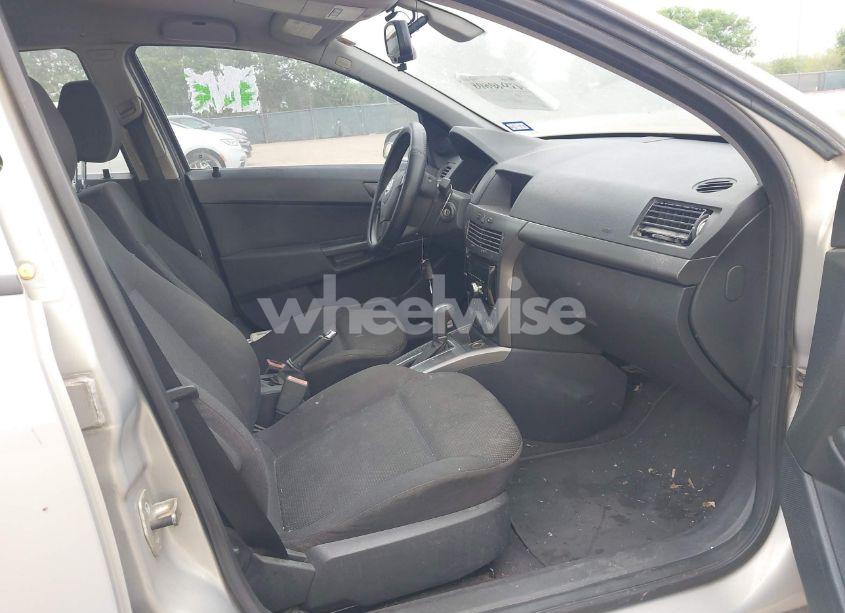 Photo 5 of 2008 Saturn Astra XE (VIN W08AR671385087055)