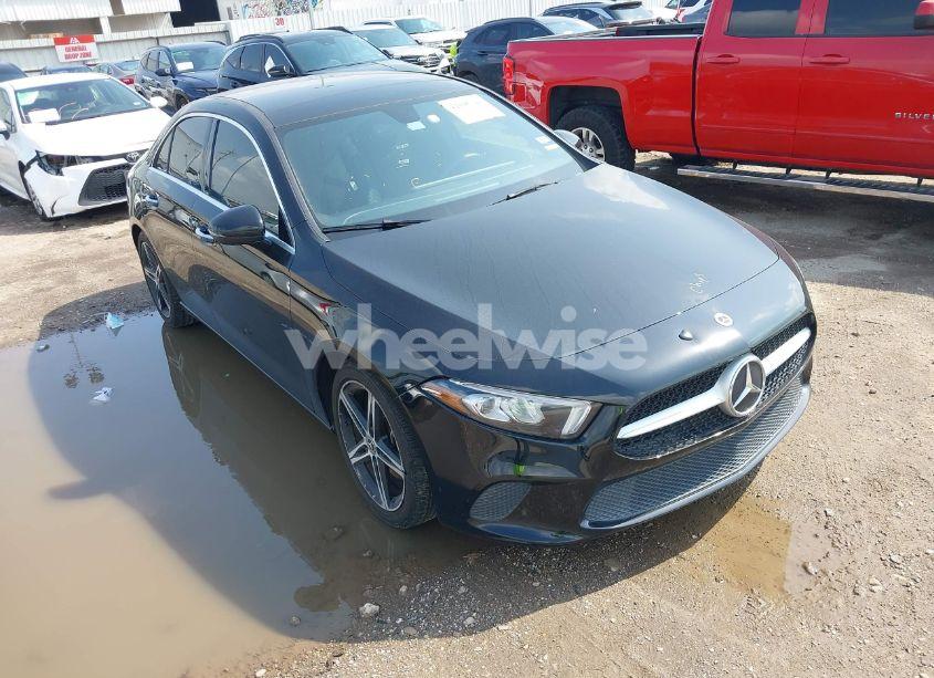 2021 Mercedes-benz A 220 (VIN W1K3G4EB4MJ315870) main photo