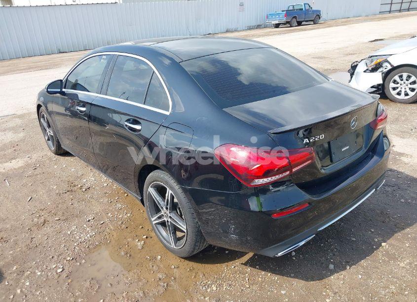 Photo 3 of 2021 Mercedes-benz A 220 (VIN W1K3G4EB4MJ315870)