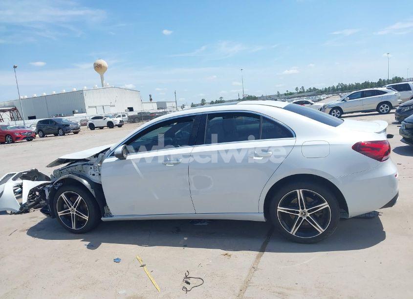 Photo 14 of 2022 Mercedes-benz A 220 4MATIC (VIN W1K3G4FB2NJ357146)