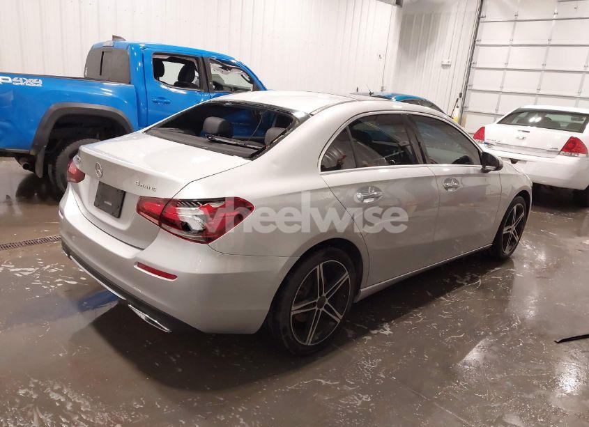 Photo 4 of 2020 Mercedes-benz A 220 4MATIC (VIN W1K3G4FB6LJ197267)