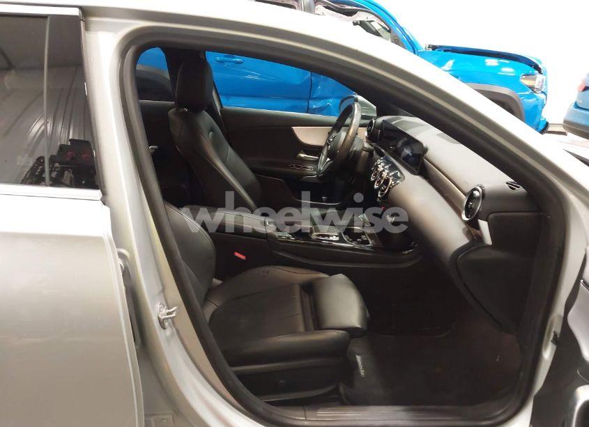 Photo 5 of 2020 Mercedes-benz A 220 4MATIC (VIN W1K3G4FB6LJ197267)