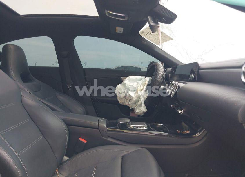 Photo 5 of 2020 Mercedes-benz Cla 250 (VIN W1K5J4GB1LN091102)