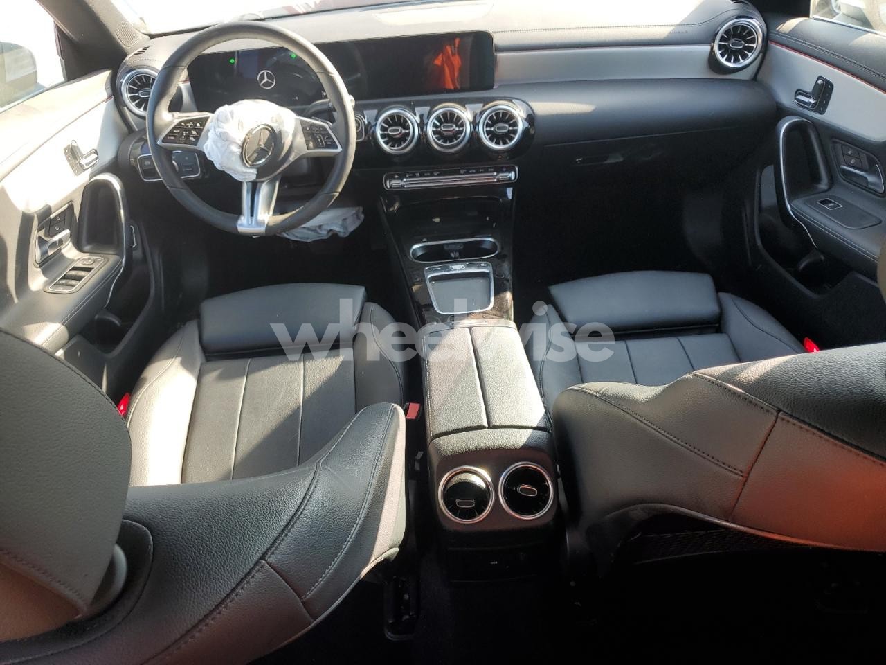 Photo 8 of 2025 MERCEDES-BENZ CLA 250 (VIN W1K5J4GB1SN519636)