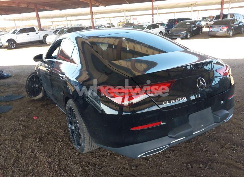 Photo 3 of 2021 Mercedes-benz Cla 250 (VIN W1K5J4GB2MN164642)
